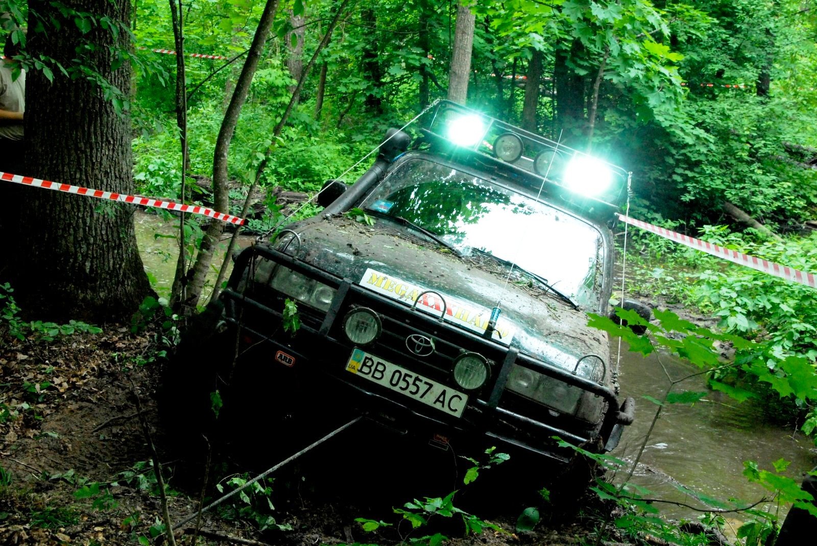 SCHULBUS on MegaXXXard 2009 1