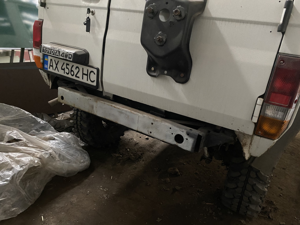 Задній силовий бампер 2