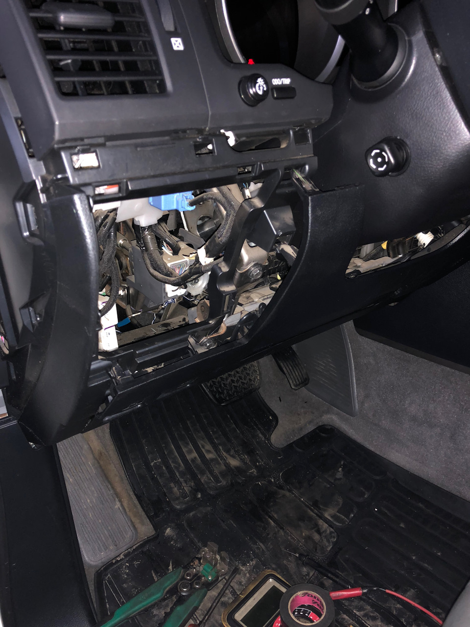 Система контролю тиску в шинах TPMS Careud U912 4
