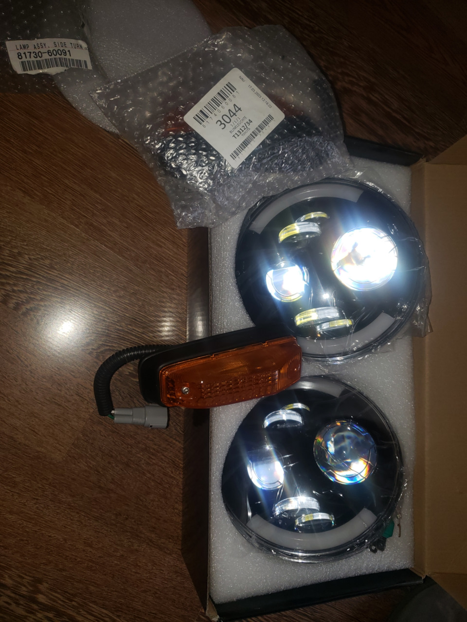 Купив, фари led, повторювачі та фарбу. 3