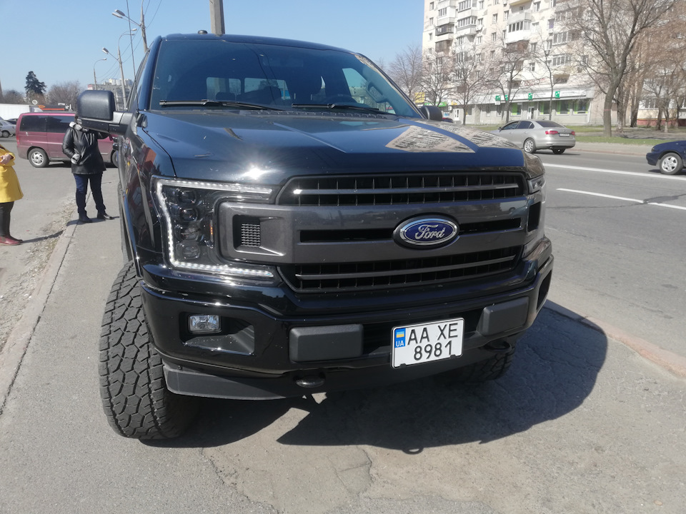 Терміново знадобилося ту на дачу відвезти. Саме F150 для цієї справи підвернувся. 2