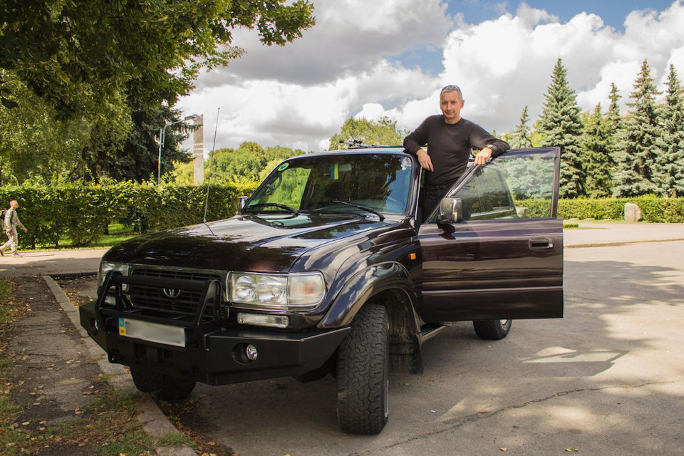 Dodge Ram проти Toyota Land Cruiser 2