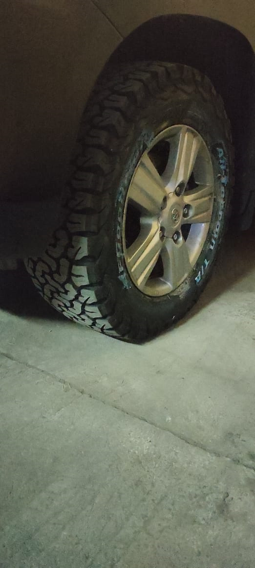 BFGoodrich All Terrain T/A KO 2 . 2