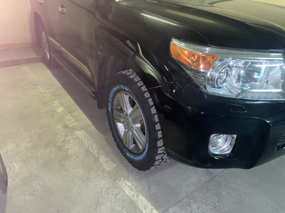 BFGoodrich All Terrain T/A KO 2 . 4