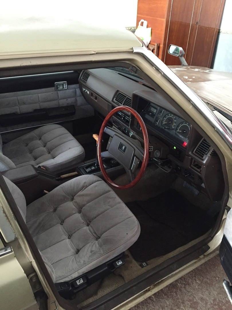 Grande saloon 1