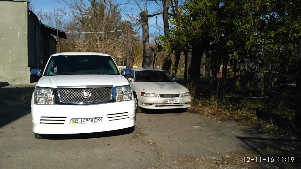Марік думає, що він лімузин :) 1
