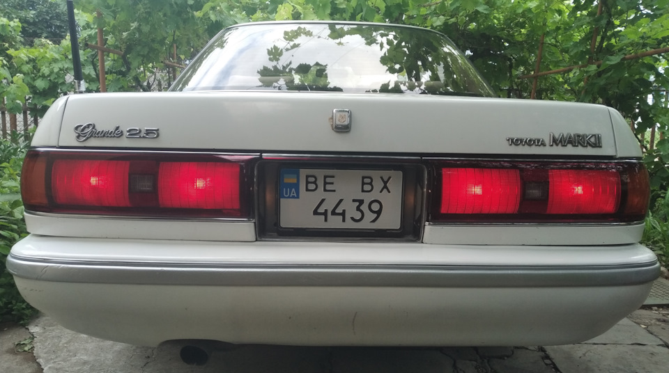 Задні ліхтарі (рест.) JZX81 1