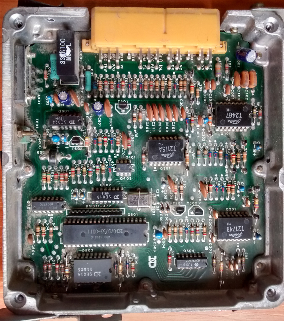Теплий ламповий ЕБУ Toshiba 3