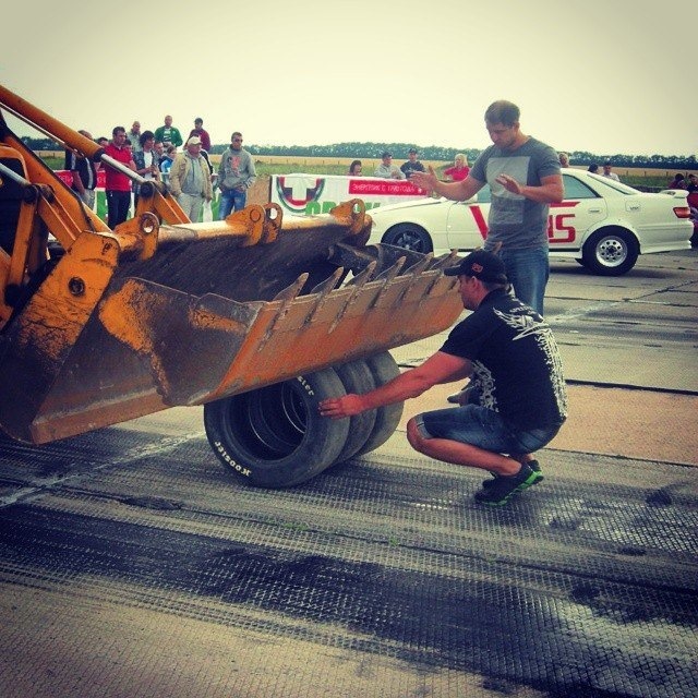 Drag battle BMW 4