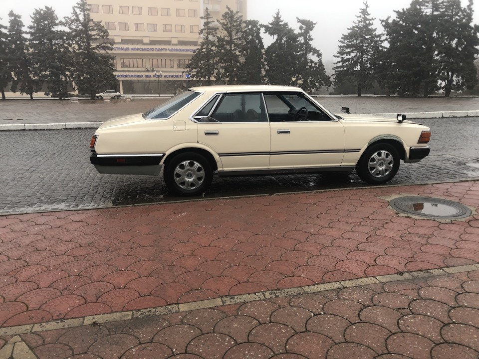 Купив нову японську іграшку) 1