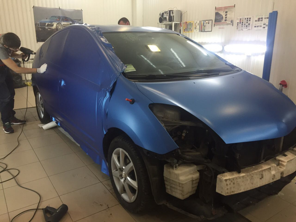 Додав фарб у життя… Prius'у 2