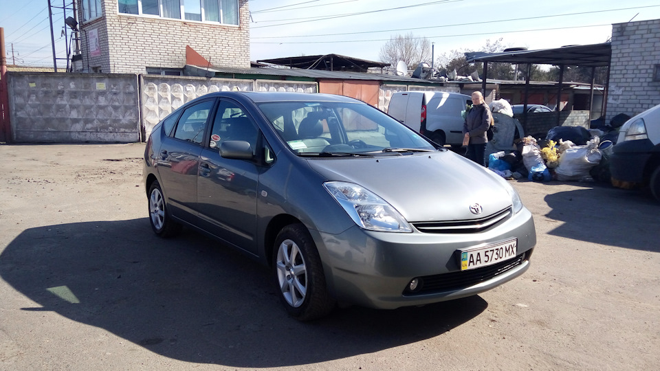 Додав фарб у життя… Prius'у 5