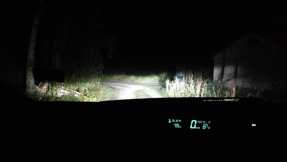 Philips X-treme Ultinon H4 в Prius 5