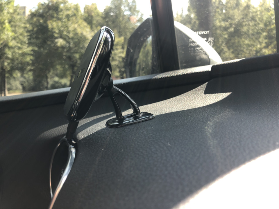 ChinaCostCustoms #3 Qi Charger 3