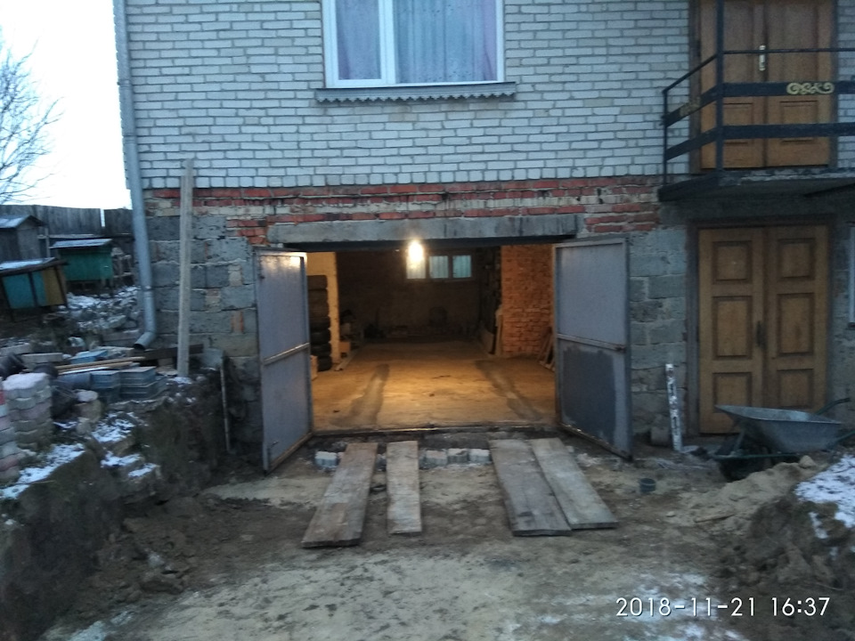 Перший заїзд в гараж 1