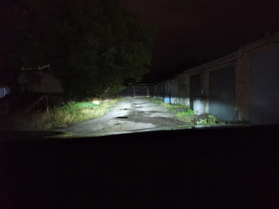 LED в дальній, тонування