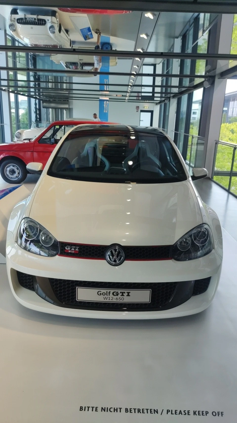 Музей авто AUTOSTADT у WOLFSBURG