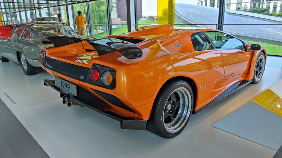 Музей авто AUTOSTADT у WOLFSBURG 5