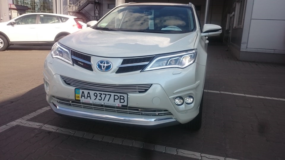 Нові фари для RAV 4 1