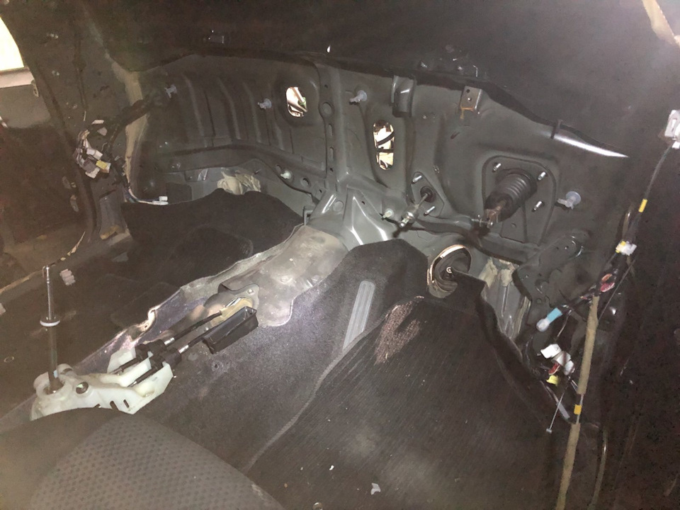 Заміна керма ПРАВИЙ НА ЛІВИЙ Toyota RAV 4 2005-2012 4