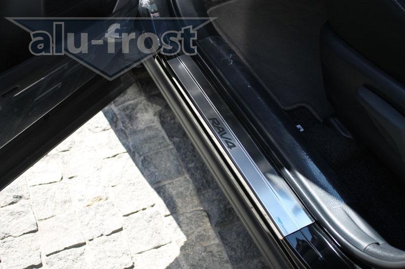 Накладки на пороги Toyota Rav4 IV 2013+ 1
