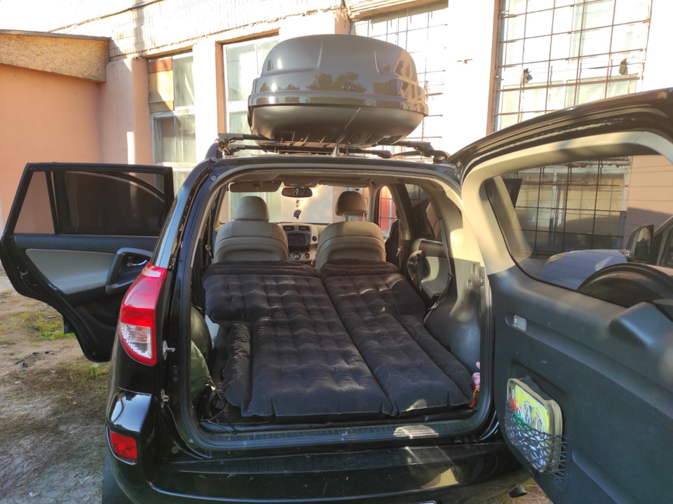 Надувний матрац RAV4 1