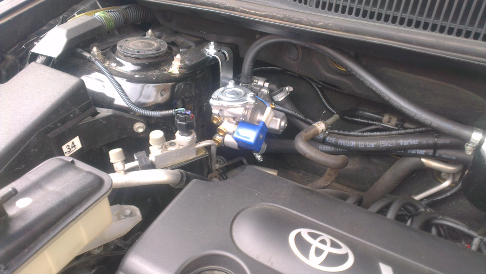 Встановив ГБО на RAV-4 4