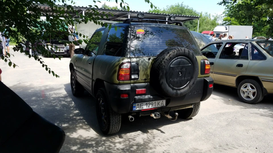 Все, поїхав ровчик.