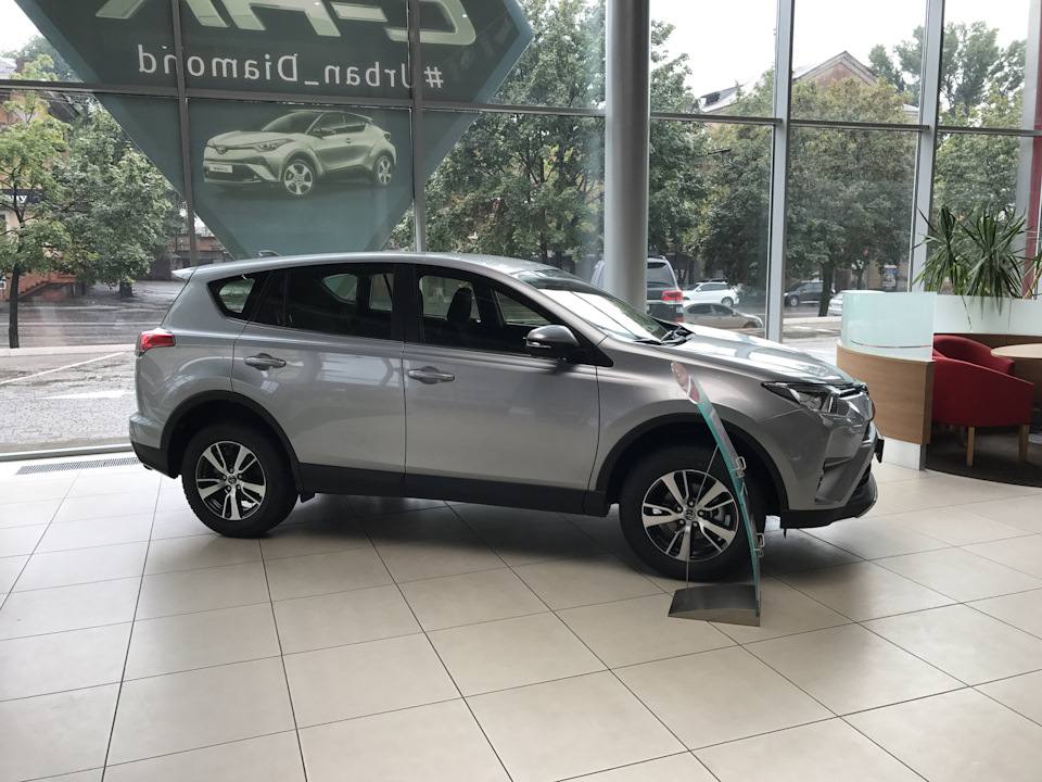 Чому саме Rav4? 2