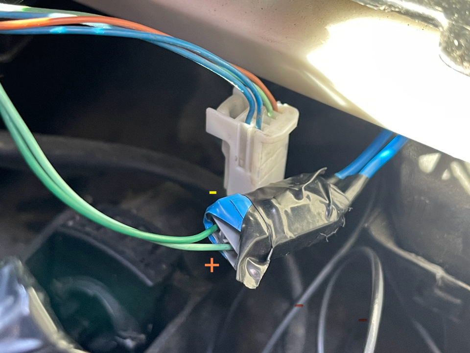 Світло в бардачку 💡 4