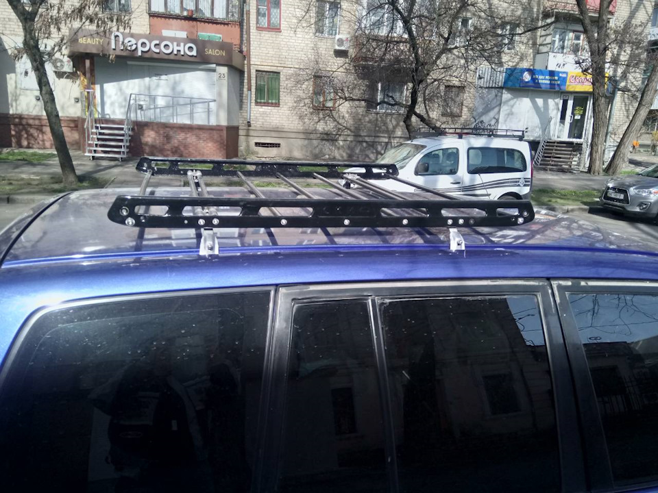 Багажник скіф на Раві 1