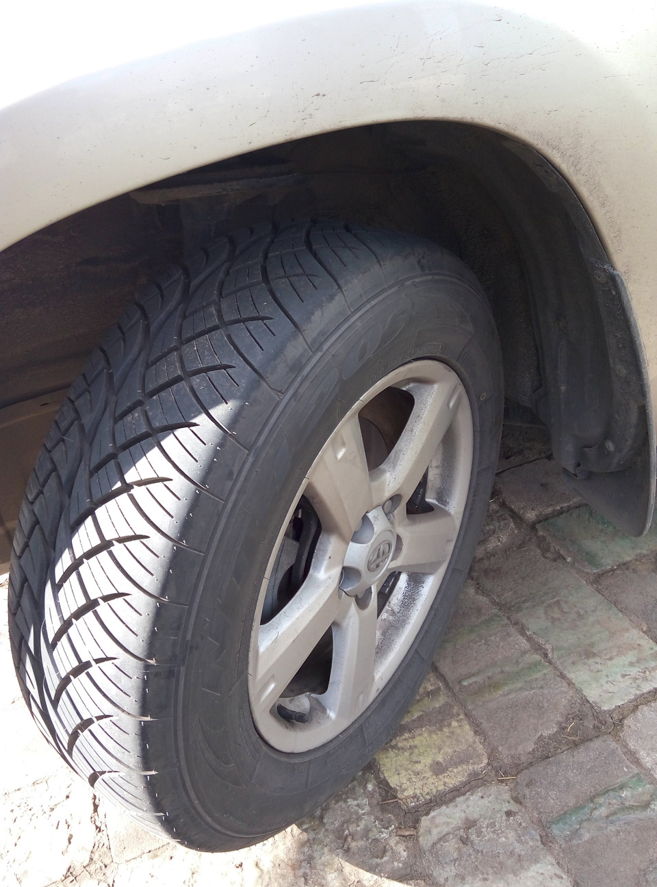 Обновлення на літо Nitto NT420S 2