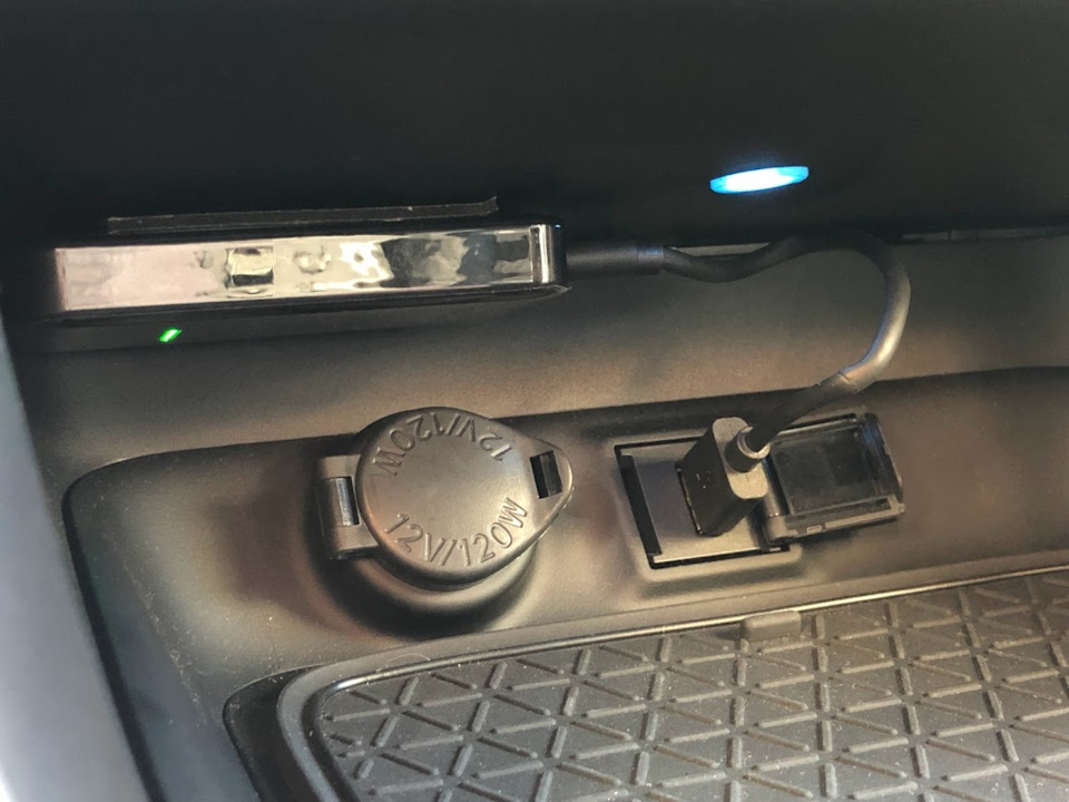 19. Бездротовий Apple CarPlay 2