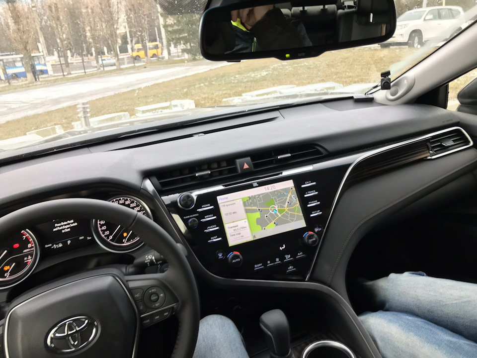 Нова Toyota Camry 2