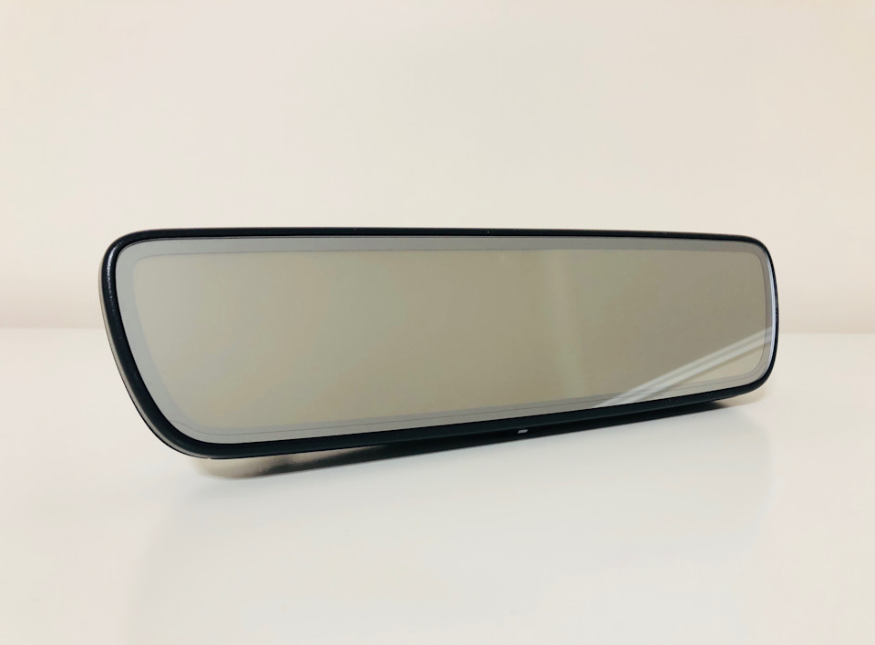 OEM Toyota Auto-Dimming Rear View Mirror 2