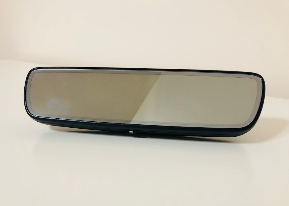 OEM Toyota Auto-Dimming Rear View Mirror 3