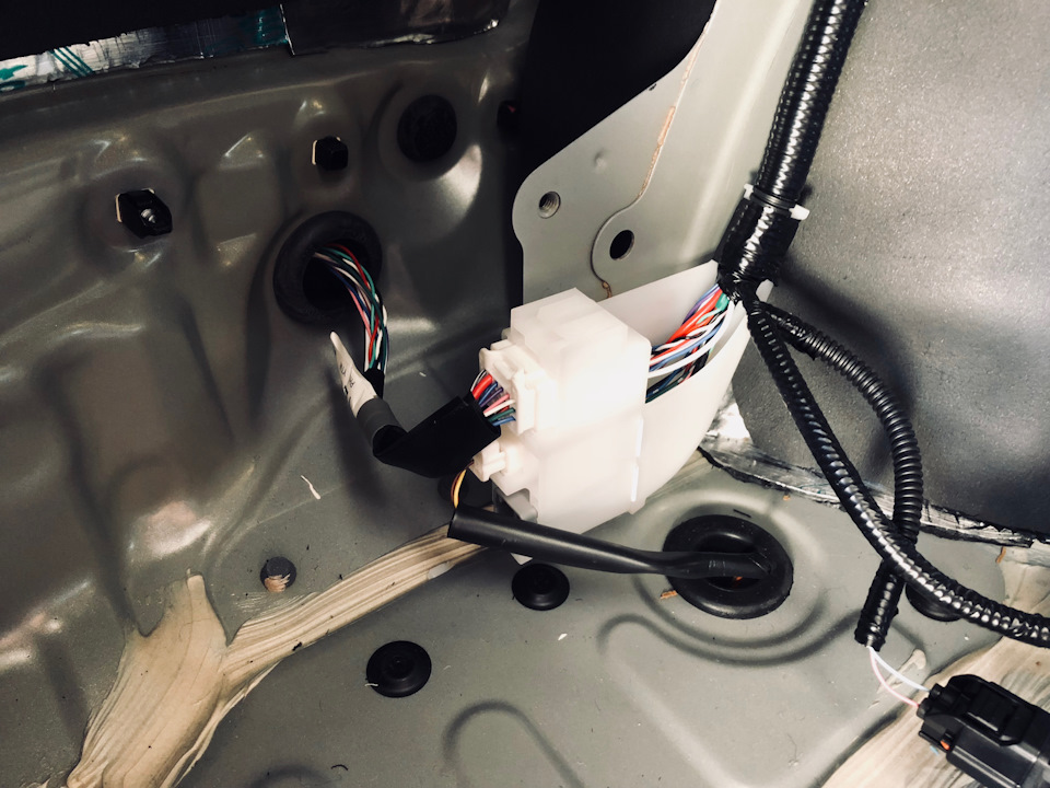 OEM Toyota Blind Spot Monitor System (final part) 1