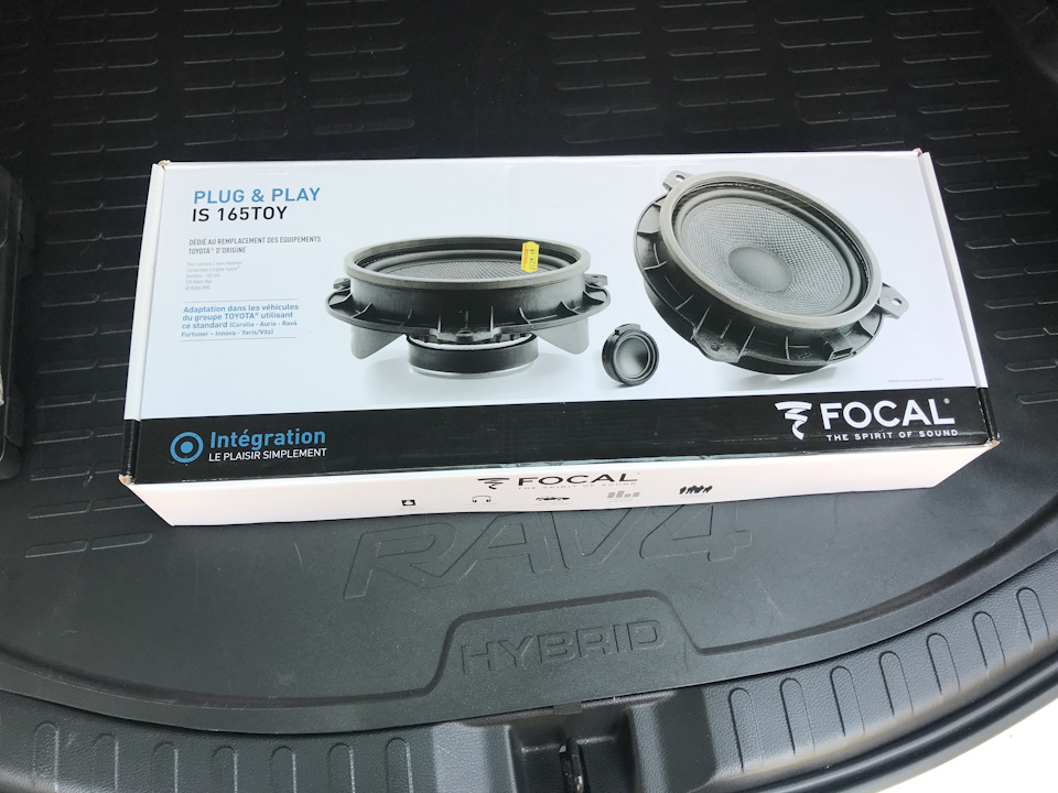 Заміна акустики на Focal is165toy 4