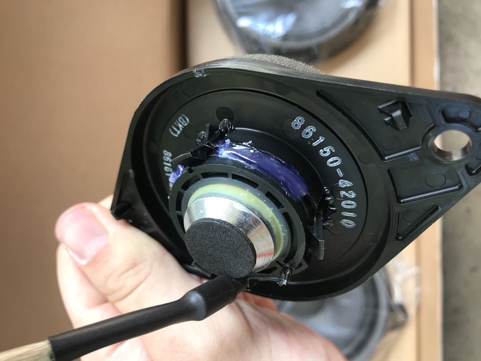 Заміна акустики на Focal is165toy 1