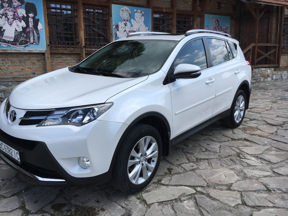 Продаж RAV4 LIMITED 2