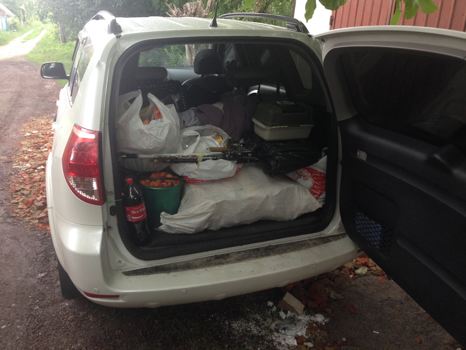 Переваги Rav4 Long 4