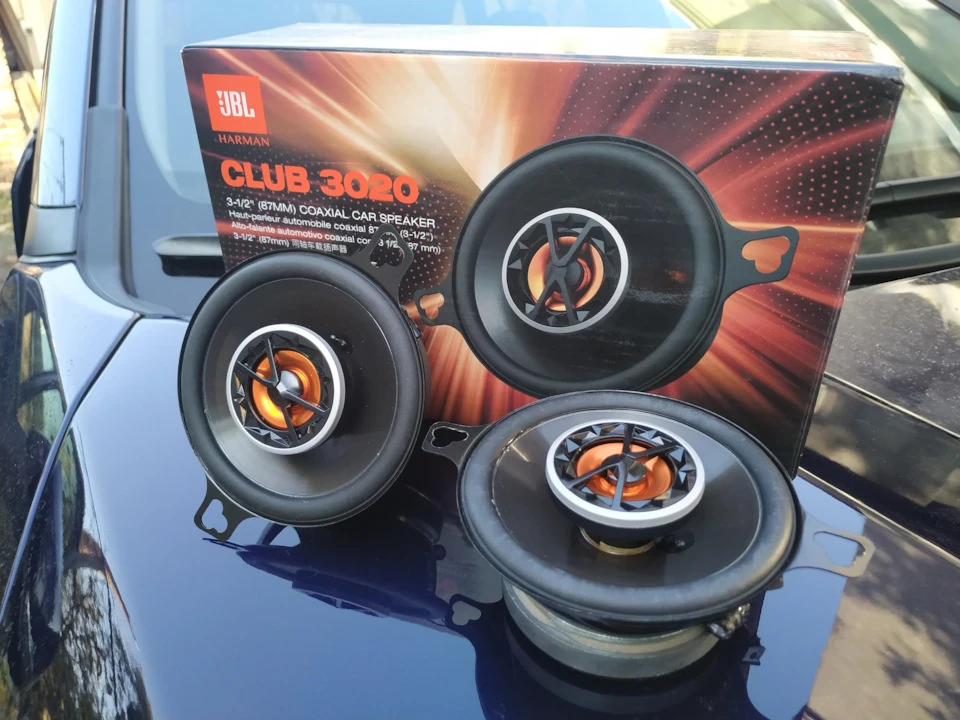 JBL in da club