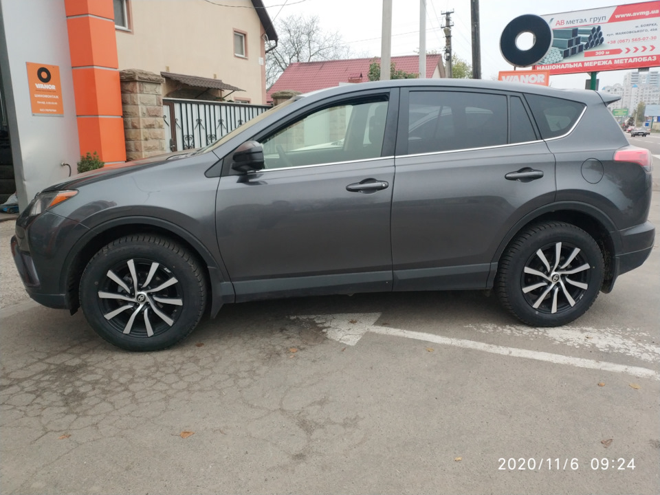 Диски AEZ REEF на Toyota RAV4 LE 2