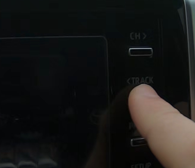 Сервісне меню RAV4 2020 та перевірка мікрофона 5