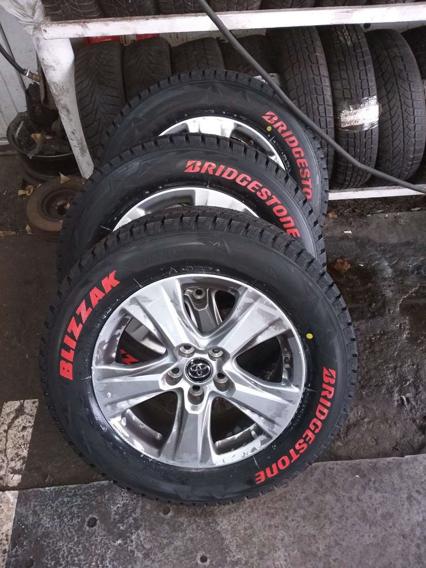 Зимові тапки від Bridgestone. 4