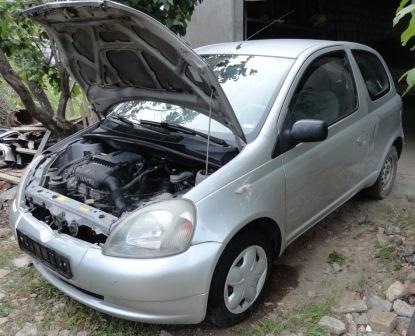 Toyota Yaris 3Д 3