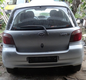 Toyota Yaris 3Д 4