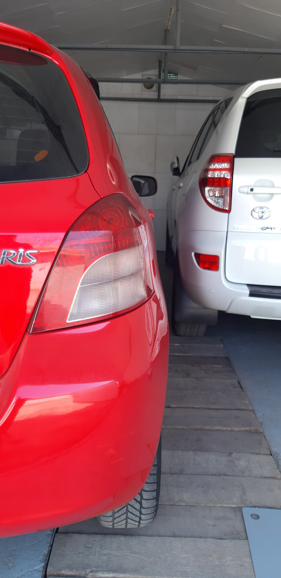 Toyota Yaris їздить і просить ще) 3