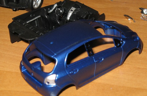 Іграшка Yaris 5