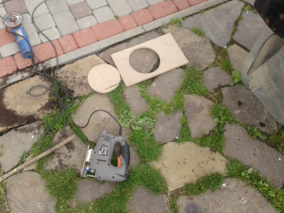 полиця під автомагнітолу 2